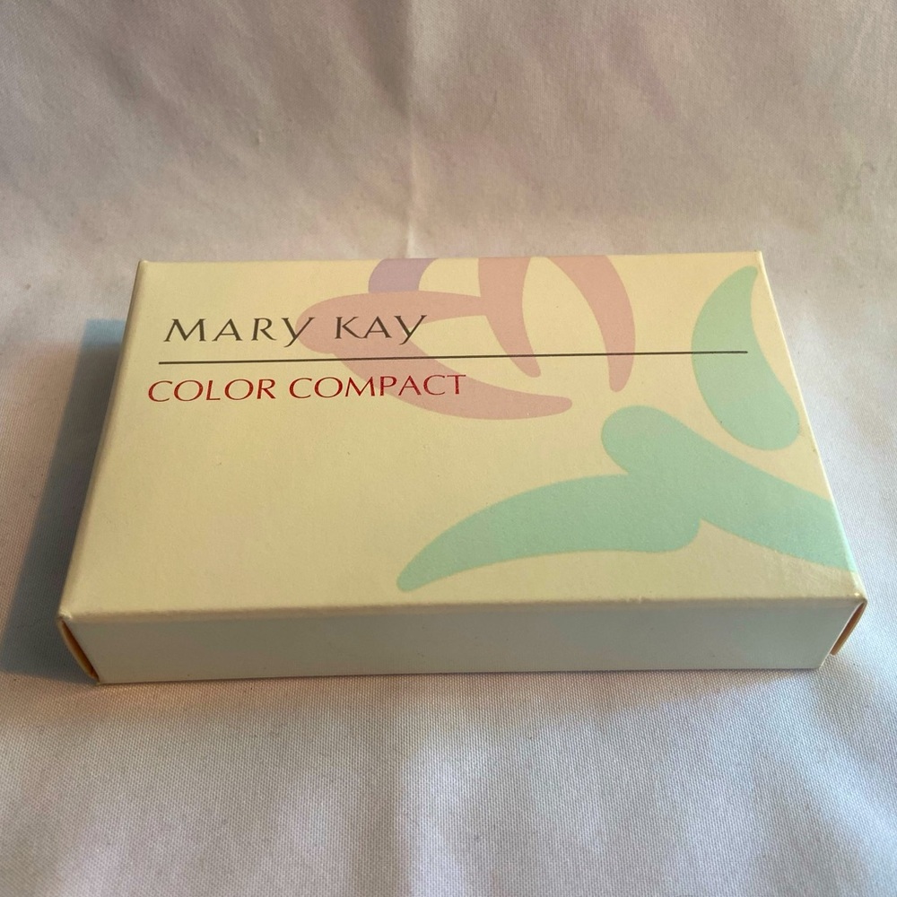 Mary Kay Color Compact